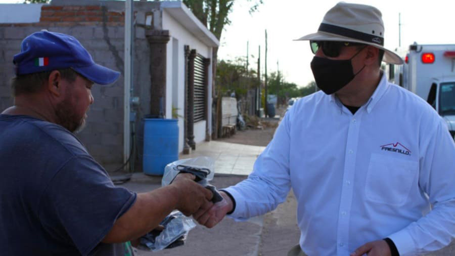 Fresnillo plc reparte 75 mil cubrebocas